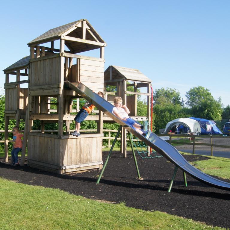 Orchards Holiday Park Каус Екстериор снимка